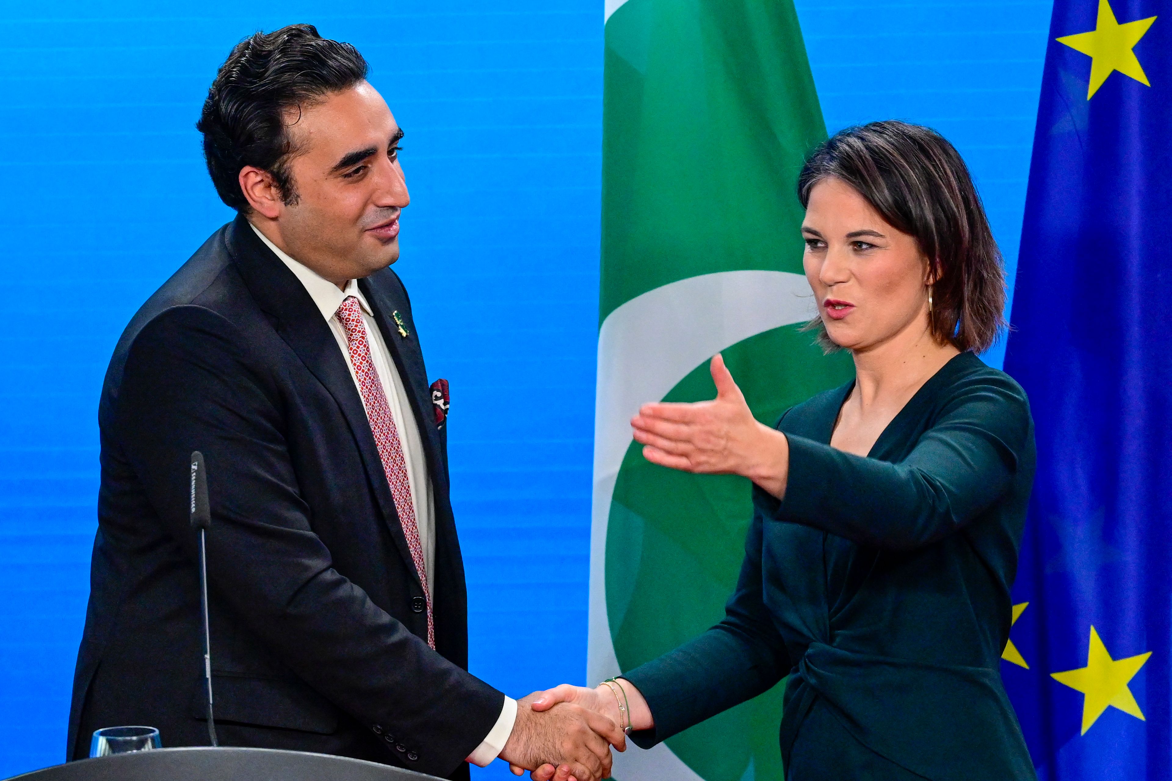 German foreign minister Annalena Baerbock shake hands with Pakistan's Foreign Minister Bilawal Bhutto Zardari after a joint press conference in Berlin, Germany, on October 7, 2022. (AFP) German foreign minister Annalena Baerbock shake hands with Pakistan's Foreign Minister Bilawal Bhutto Zardari after a joint press conference in Berlin, Germany, on October 7, 2022. (AFP)