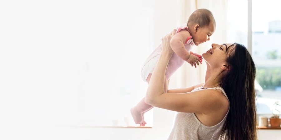 Sensitive mothers were more perceptive of positive emotion measured using images of adult strangers. (Freepik) Sensitive mothers were more perceptive of positive emotion measured using images of adult strangers. (Freepik)