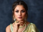 Shehnaaz Gill wore a saree to an awards event. Shehnaaz Gill wore a saree to an awards event.