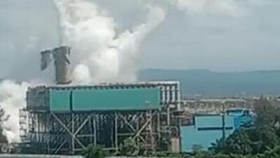Another employee dies in Uran power plant leak