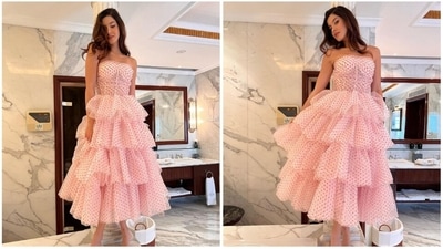 Shanaya Kapoor, daughter of celebrity Sanjay Kapoor and Maheep Kapoor, is yet to make her Bollywood debut but has already garnered a huge fan following. She is currently working on her debut film Bedhadak. Recently, she made jaws drop with her latest post featuring her in a gorgeous pink polka-dotted dress. (Instagram/@shanayakapoor02) Shanaya Kapoor, daughter of celebrity Sanjay Kapoor and Maheep Kapoor, is yet to make her Bollywood debut but has already garnered a huge fan following. She is currently working on her debut film Bedhadak. Recently, she made jaws drop with her latest post featuring her in a gorgeous pink polka-dotted dress. (Instagram/@shanayakapoor02)