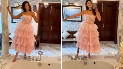 Shanaya Kapoor in polka dot pink dress.&nbsp;