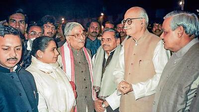 Mulayam Singh Yadav with former PM Atal Bihari Vajpayee, BJP leaders LK Advani, MM Joshi and BSP chief Mayawati. (FILE PHOTO) Mulayam Singh Yadav with former PM Atal Bihari Vajpayee, BJP leaders LK Advani, MM Joshi and BSP chief Mayawati. (FILE PHOTO)