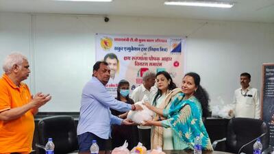 Former Kandivali MLA Thakur Ramesh Singh has adopted 400 TB patients as a Nikshay Mitra (HT Photo)