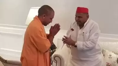 File photo of Uttar Pradesh chief minister Yogi Adityanath and Samajwadi Party patriarch Mulayam Singh Yadav