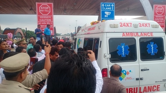 Convoy moves unstopped at Khandoli toll Plaza, the last toll of Yamuna Express Way in Agra district.