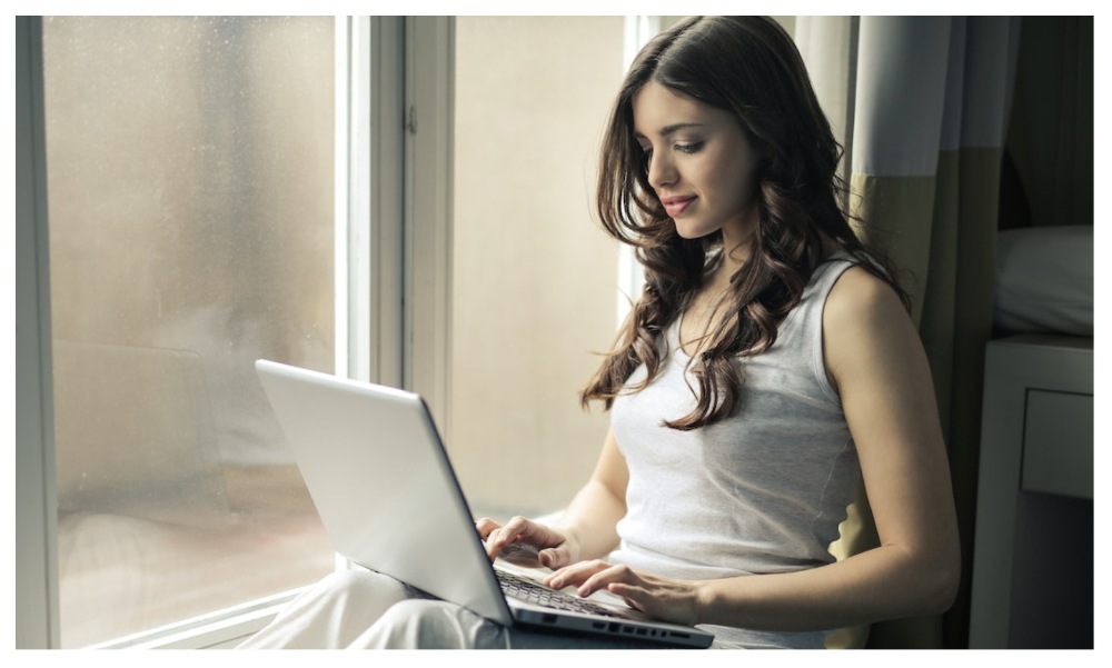 Laptops under ₹70,000 come with a good bunch of features like good display, powerful processor and memory. (Pexels) Laptops under ₹70,000 come with a good bunch of features like good display, powerful processor and memory. (Pexels)
