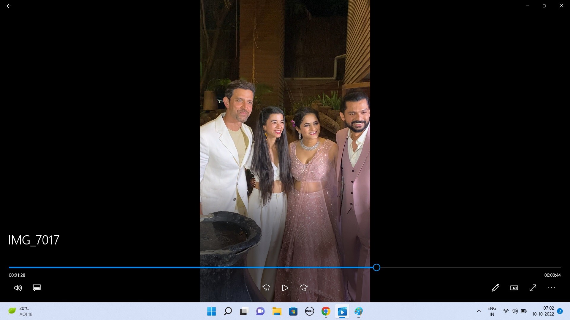 Hrithik Roshan and Saba Azad at a wedding reception. (Varinder Chawla) Hrithik Roshan and Saba Azad at a wedding reception. (Varinder Chawla)