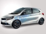 Tata Tiago's base variant will give a mileage of 250 kms while the other variants will give a mileage of 315 kms on single charge.