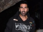 Kartik Aaryan, Salman Khan, Kiara Advani, Sidharth Malhotra and Akshay Kumar at Ashvini Yardi's birthday bash. (Varinder Chawla) Kartik Aaryan, Salman Khan, Kiara Advani, Sidharth Malhotra and Akshay Kumar at Ashvini Yardi's birthday bash. (Varinder Chawla)