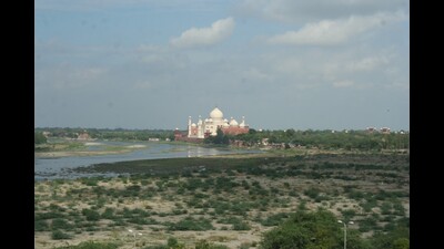 Agra remained Samajwadi Party patriarch Mulayam Singh Yadav’s favourite venue for national convention of the party. (Pic for representation) Agra remained Samajwadi Party patriarch Mulayam Singh Yadav’s favourite venue for national convention of the party. (Pic for representation)