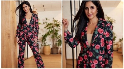 Katrina Kaif, Siddhant Chaturvedi and Ishaan Khatter launched the trailer of their upcoming film Phone Bhoot in Mumbai on October 10. For the occassion, the gorgeous Katrina donned a floral pantsuit. (Instagram/@katrinakaif) Katrina Kaif, Siddhant Chaturvedi and Ishaan Khatter launched the trailer of their upcoming film Phone Bhoot in Mumbai on October 10. For the occassion, the gorgeous Katrina donned a floral pantsuit. (Instagram/@katrinakaif)