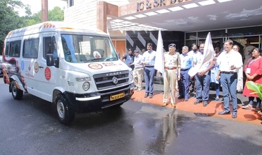 Commissioner of Police Shankar Jiwal and IIT-M Director Prof. V. Kamakoti flagging off ‘ToT Programme’ during National Scientific Road Safety Conclave organized at IIT Madras on Tuesday. (Handout)