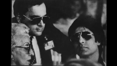 Rajiv Gandhi, Amitabh Bachchan and his mother Teji Bachchan at the Asiad Inauguration on 20 November, 1982. (HT Archive) Rajiv Gandhi, Amitabh Bachchan and his mother Teji Bachchan at the Asiad Inauguration on 20 November, 1982. (HT Archive)