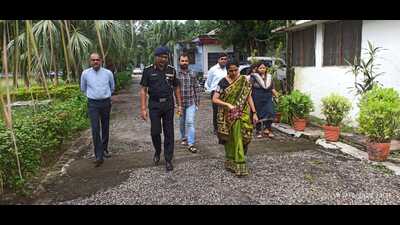 Roshan Jacob on surprise inspection at Sainik School. (HT Photo)