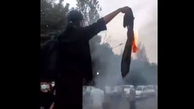 Iranian teenager protests against wearing of Hijab before death&nbsp; (Twitter)