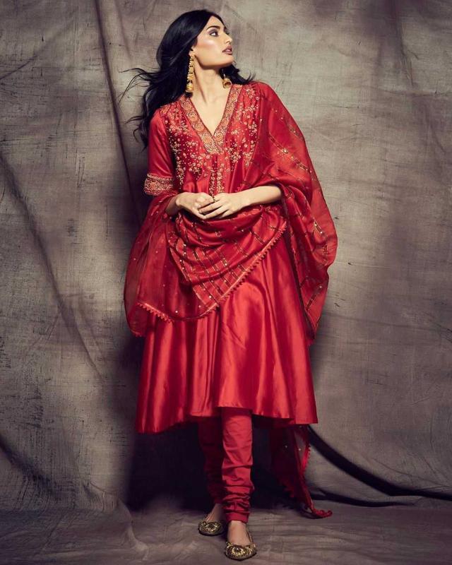Athiya Shetty in a silk anarkali suit (Photo: Instagram)