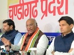 Mallikarjun Kharge with Congress leaders during a press conference in Chandigarh.&nbsp;