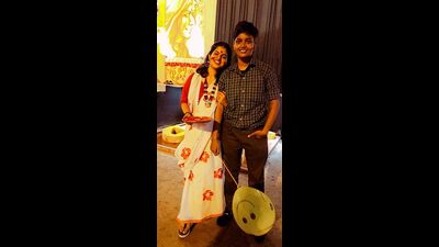 Queer couple Shivansh Singh and Anushree Chakravarty to celebrate their Karva Chauth (HT PHOTO) Queer couple Shivansh Singh and Anushree Chakravarty to celebrate their Karva Chauth (HT PHOTO)