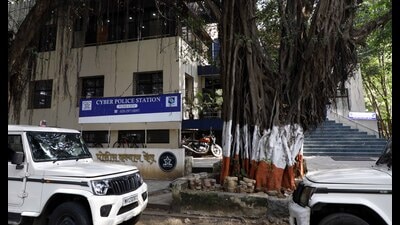 Currently, the complainants have to visit the cybercrime police station at Shivajinagar headquarters to register their grievances. This cybercrime police station was formed in 2018. (HT FILE PHOTO) Currently, the complainants have to visit the cybercrime police station at Shivajinagar headquarters to register their grievances. This cybercrime police station was formed in 2018. (HT FILE PHOTO)