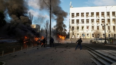 Russia-Ukraine War: Cars on fire after Russia's missile attack in Kyiv, Ukraine, (Reuters)