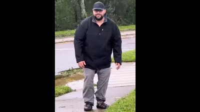 This man saved a squirrel. (Instagram/@caris.captures) This man saved a squirrel. (Instagram/@caris.captures)