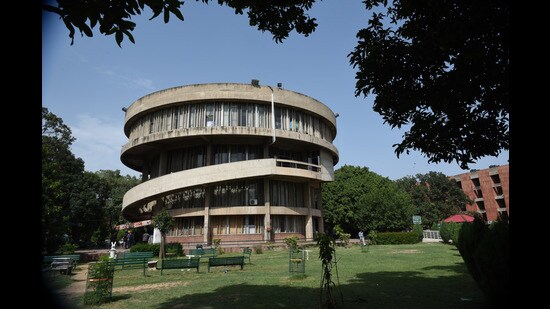 Hours after the high court order was made available on September 23, Panjab University had issued relieving orders to 58 faculty members, following which 56 of them had approached the apex court on November 30. (HT Photo)