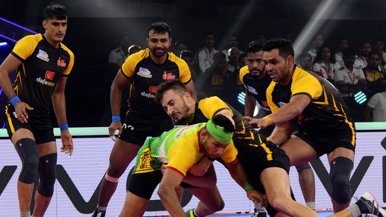 PKL 9: Telugu Titans defeated Patna Pirates on Tuesday.(PKL)