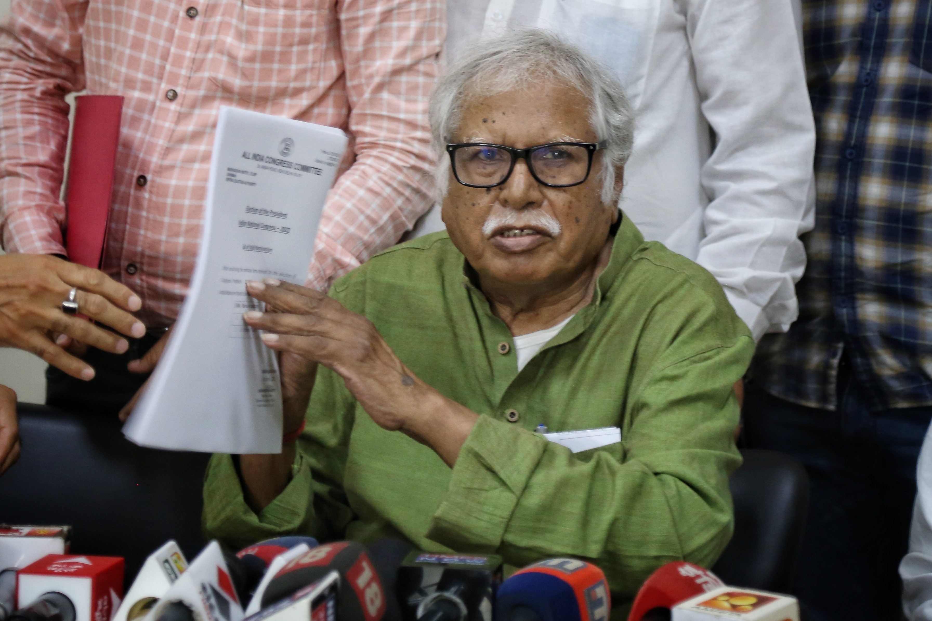 Congress' central election authority chairman Madhusudan Mistry.&nbsp; (Sanchit Khanna/HT file photo)