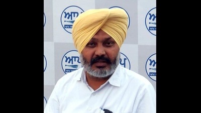 The finance minister said that the liquor lobby was trying to harass the state officers through the central government over the excise policy. (HT file photo) The finance minister said that the liquor lobby was trying to harass the state officers through the central government over the excise policy. (HT file photo)