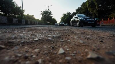 A pothole on a road near Subroto Park in south Delhi. (Raj K Raj/HT photo) A pothole on a road near Subroto Park in south Delhi. (Raj K Raj/HT photo)