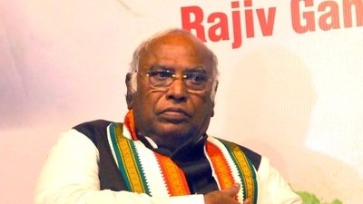 BJP has targetted Mallikarjun Kharge over his ‘Muharram mein nachenge’ comment.&nbsp;