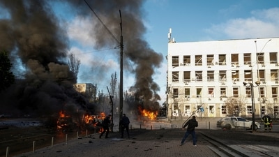 Cars on fire after Russia's missile attack in Kyiv, Ukraine, October 10.&nbsp; (Reuters)