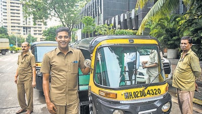 Annadurai was in Mumbai on Thursday to conduct a motivational talk to real estate developers in the city. Before heading to the Confederation of Real Estate Developers’ Associations of India Maharashtra Chamber of Housing Industry (CREDAI MCHI) property expo held at the Bandra Kurla Complex (BKC), Annadurai met a few auto drivers in the city. (Pratik Chorge/HT PHOTO) Annadurai was in Mumbai on Thursday to conduct a motivational talk to real estate developers in the city. Before heading to the Confederation of Real Estate Developers’ Associations of India Maharashtra Chamber of Housing Industry (CREDAI MCHI) property expo held at the Bandra Kurla Complex (BKC), Annadurai met a few auto drivers in the city. (Pratik Chorge/HT PHOTO)