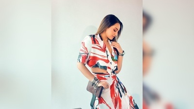 Sonakshi Sinha kept it comfy yet very fashionable as she stepped out to promote her film in this fashionable skirt set. (Instagram/@aslisona) Sonakshi Sinha kept it comfy yet very fashionable as she stepped out to promote her film in this fashionable skirt set. (Instagram/@aslisona)