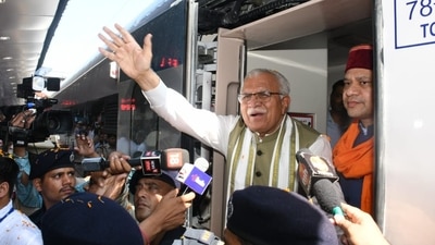Haryana CM Manohar Lal Khattar with railways minister Ashwini Vaishnaw addressing the media after the launch of the Vande Bharat Express. (HT Photo) Haryana CM Manohar Lal Khattar with railways minister Ashwini Vaishnaw addressing the media after the launch of the Vande Bharat Express. (HT Photo)