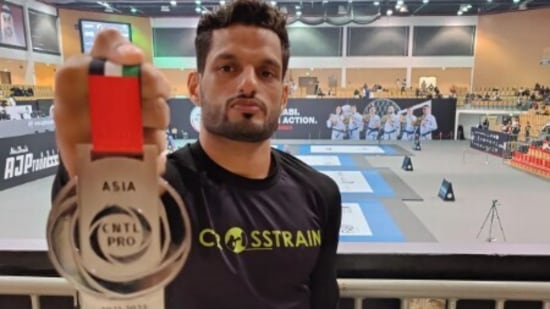 Siddharth Singh celebrates with his silver medal.(Instagram) Siddharth Singh celebrates with his silver medal.(Instagram)