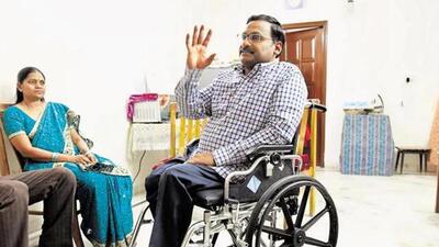 GN Saibaba was arrested by the Maharashtra police in May, 2014 for his alleged links with the top leaders of the outlawed CPI (Maoist). (HT File Photo/Vipin Kumar) GN Saibaba was arrested by the Maharashtra police in May, 2014 for his alleged links with the top leaders of the outlawed CPI (Maoist). (HT File Photo/Vipin Kumar)