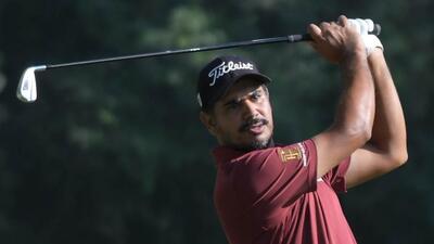 Golfer Gaganjeet Bhullar in action during the Jeev Milkha Singh Invitational Golf tournament at the Chandigarh Golf Club. (Keshav Singh/HT) Golfer Gaganjeet Bhullar in action during the Jeev Milkha Singh Invitational Golf tournament at the Chandigarh Golf Club. (Keshav Singh/HT)