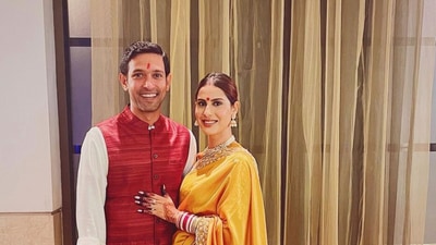 Vikrant Massey and Sheetal Thakur also celebrated their first Karwa Chauth. Vikrant Massey and Sheetal Thakur also celebrated their first Karwa Chauth.