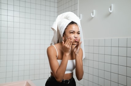 What to know about your skin barrier and how to protect it? (Ron Lach) What to know about your skin barrier and how to protect it? (Ron Lach)