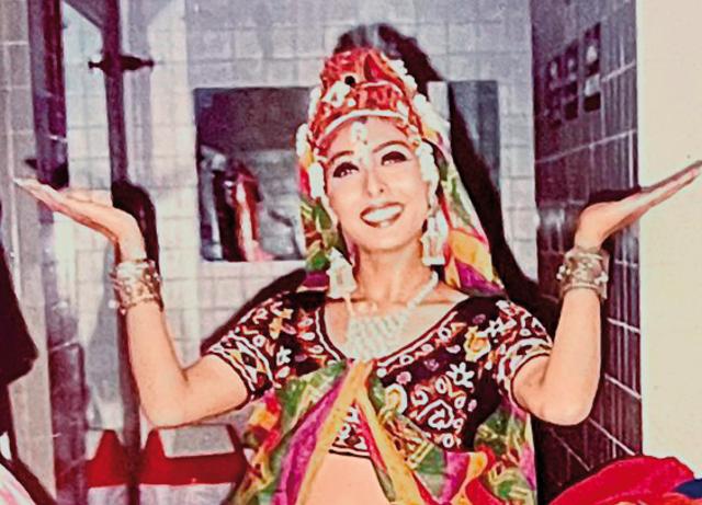 Dressed for the dance Morni Baaga Ma Bole from Lamhe Dressed for the dance Morni Baaga Ma Bole from Lamhe