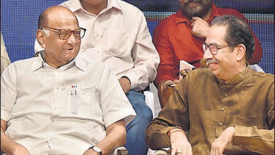 Mumbai, India - October 13, 2022: NCP leader and MLA Chhagan Bhujbal felicitated on his 75th birthday by NCP President Sharad Pawar, Shiv Sena party chief Uddhav Thackeray, Jammu and Kashmir National Conference President and MP Dr. Farooq Abdullah, Maharashtra Opposition Leader Ajit Pawar and Congress leader and MLA Balasaheb Thorat, organised by Gaurav Samiti, at Shanmukhananda Hall, in Mumbai, India, on Thursday, October 13, 2022. (Photo by Anshuman Poyrekar/Hindustan Times) (Anshuman Poyrekar/HT PHOTO) Mumbai, India - October 13, 2022: NCP leader and MLA Chhagan Bhujbal felicitated on his 75th birthday by NCP President Sharad Pawar, Shiv Sena party chief Uddhav Thackeray, Jammu and Kashmir National Conference President and MP Dr. Farooq Abdullah, Maharashtra Opposition Leader Ajit Pawar and Congress leader and MLA Balasaheb Thorat, organised by Gaurav Samiti, at Shanmukhananda Hall, in Mumbai, India, on Thursday, October 13, 2022. (Photo by Anshuman Poyrekar/Hindustan Times) (Anshuman Poyrekar/HT PHOTO)