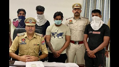 The accused in the custody of Mohali police on Saturday. (HT Photo)