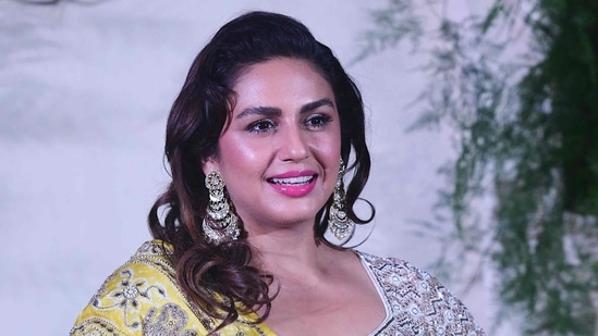 Huma Qureshi talks about beauty standards and what defines them.(AFP)