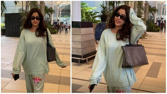 Janhvi Kapoor was also seen at the Mumbai airport on Saturday. She was in a hurry as she landed in Mumbai just hours before the trailer launch of her upcoming film, Mili. (Varinder Chawla)