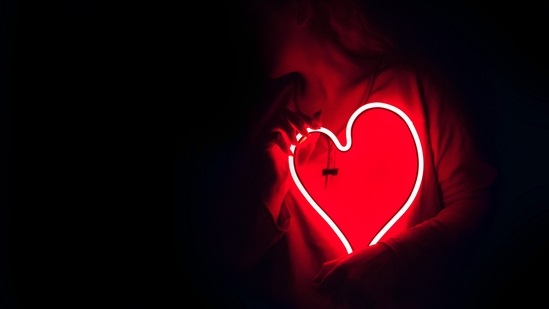Things to do to make yourself more emotionally stable (Designecologist)