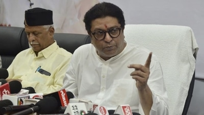MNS chief Raj Thackeray addresses a press conference. (HT file)