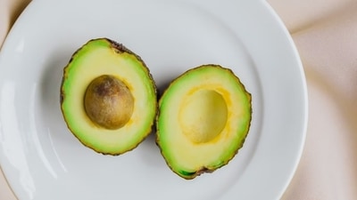 Opt for healthy sources of fat, fibre: If you strive to reduce fat, opt for foods that contain healthy fats while keeping calories in check. Heart-healthy oils obtained from plants and foods that are rich in fibre help increase satiety, which is important when one is aiming for appetite control and weight loss. (Unsplash) Opt for healthy sources of fat, fibre: If you strive to reduce fat, opt for foods that contain healthy fats while keeping calories in check. Heart-healthy oils obtained from plants and foods that are rich in fibre help increase satiety, which is important when one is aiming for appetite control and weight loss. (Unsplash)