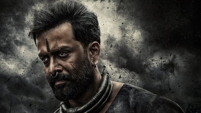 Prithviraj Sukumaran's look from Salaar shows him in a new avatar. Prithviraj Sukumaran's look from Salaar shows him in a new avatar. 